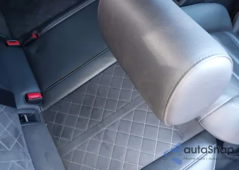 2019 Audi S4 3.0T Premium z USA, uszkodzony, nr VIN WAUA4AF44KA106289